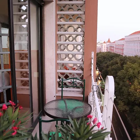 Santos Hostel - Lisboa Хостел *