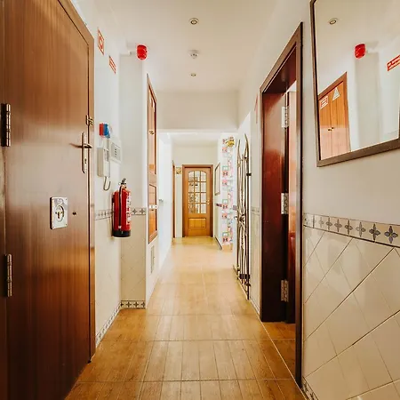 Santos Hostel - Lisboa *