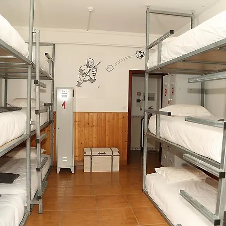 Santos Hostel - Lisboa 호스텔 *